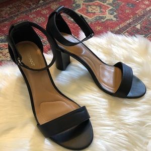 ❌ LANE BRYANT ❌ black strappy wide width heels